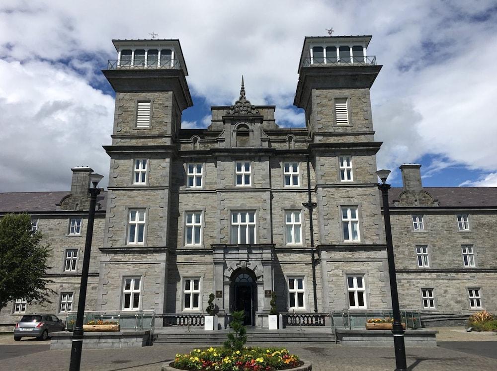 Clayton Hotel & Leisure Club Sligo Kültér fotó